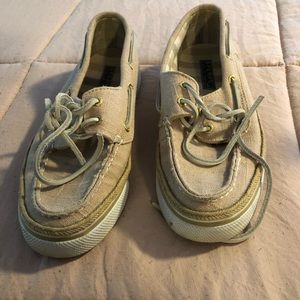 Sperry shoes in Blush color